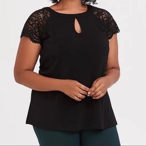 Black keyhole lace sleeve blouse nwt size 3 from Torrid